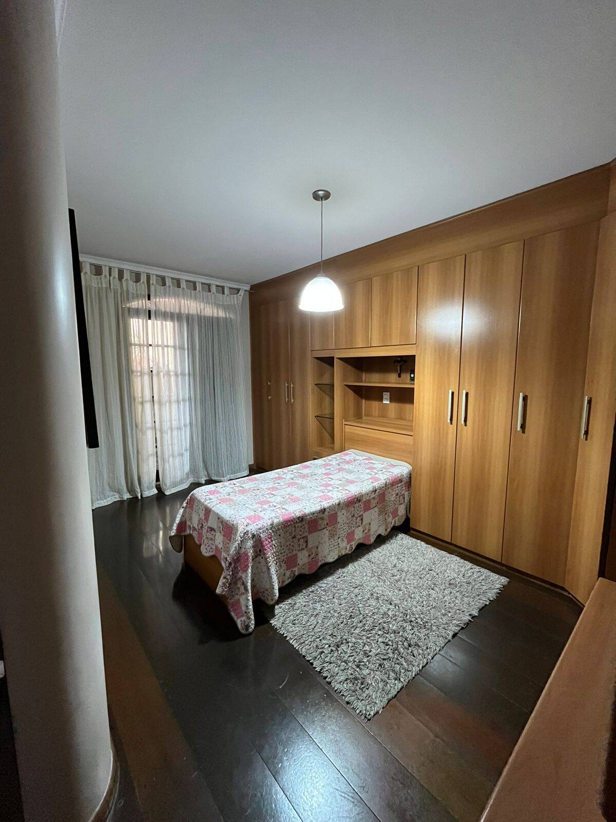 Casa à venda com 3 quartos, 243m² - Foto 32