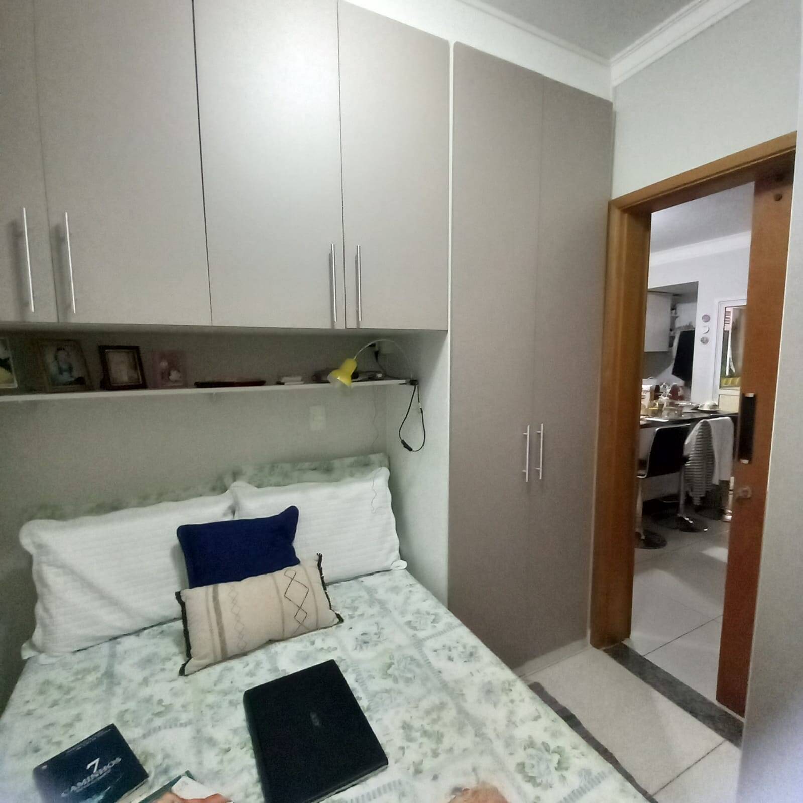 Apartamento à venda com 2 quartos, 80m² - Foto 25