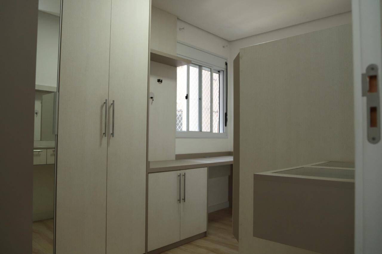 Apartamento à venda com 2 quartos, 56m² - Foto 17