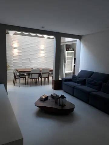 Casa à venda com 3 quartos, 220m² - Foto 4