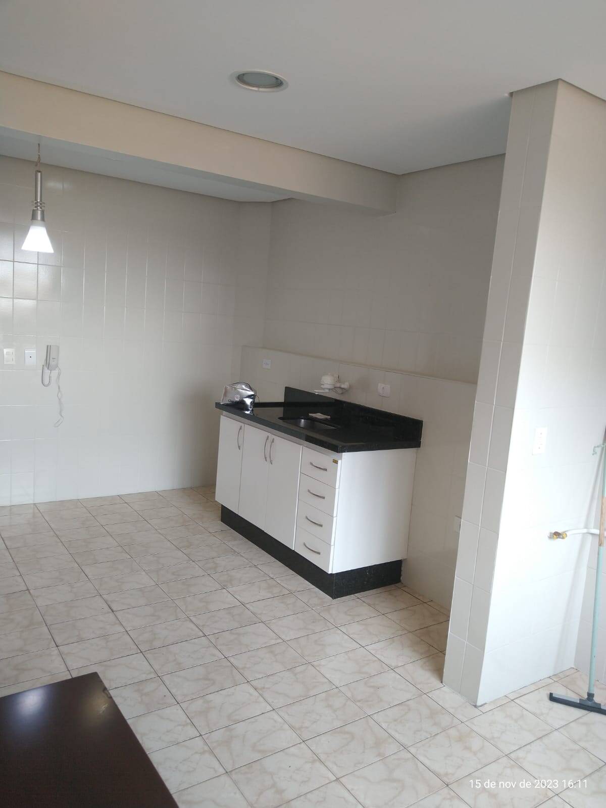 Apartamento à venda com 2 quartos, 69m² - Foto 5