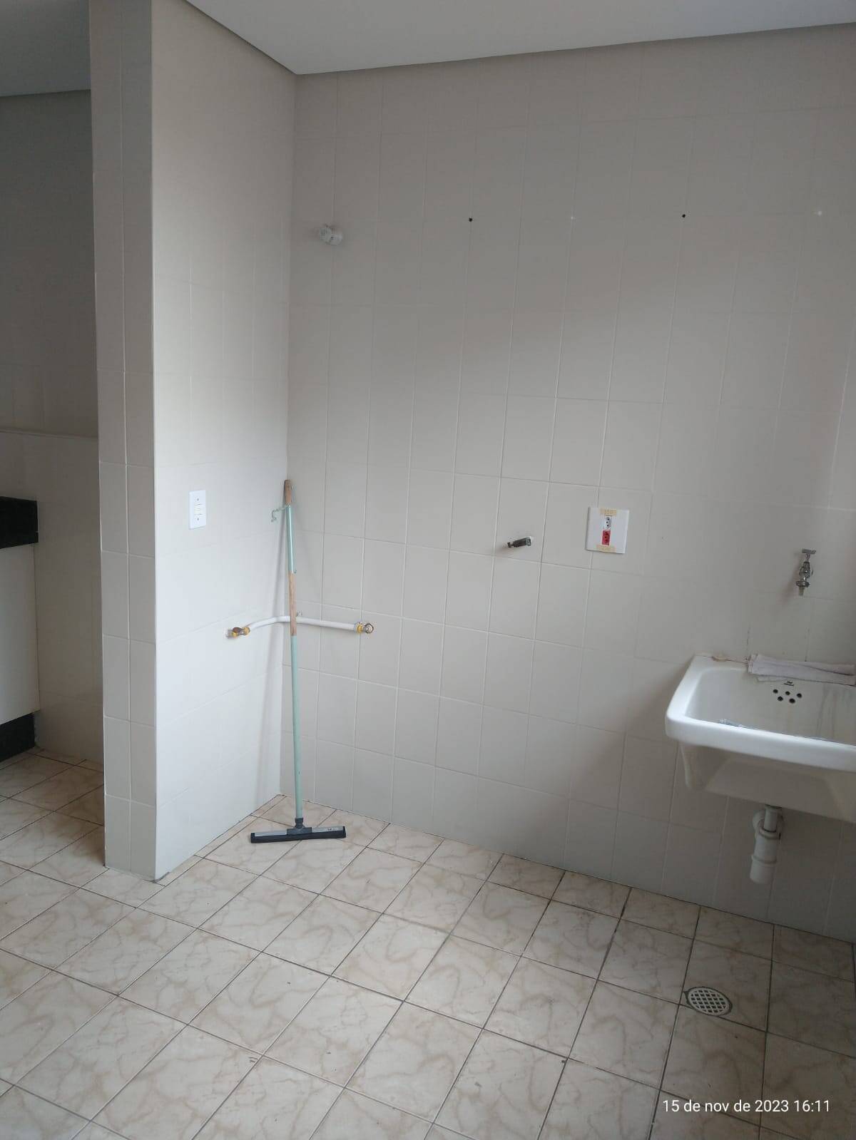 Apartamento à venda com 2 quartos, 69m² - Foto 9