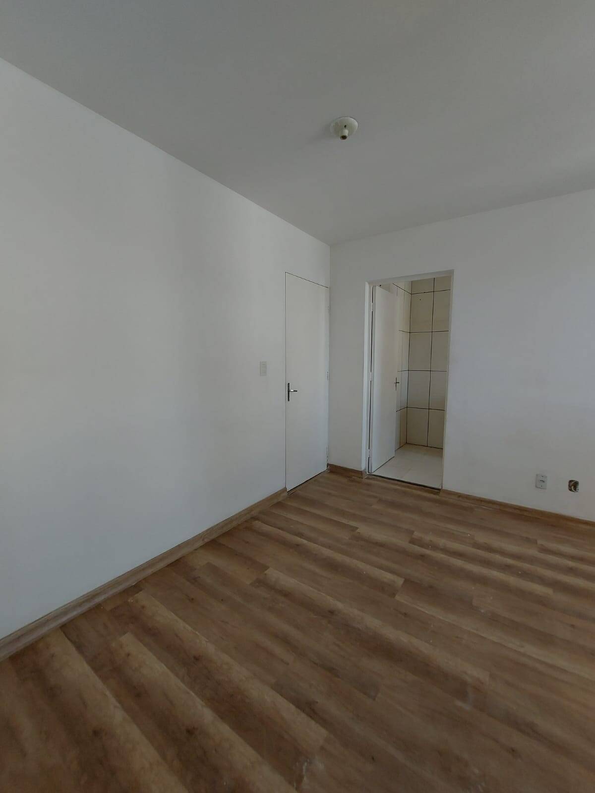 Apartamento à venda com 2 quartos, 50m² - Foto 4