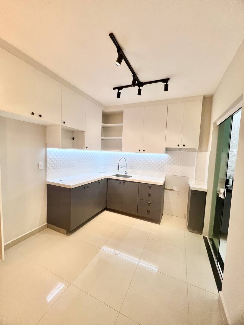 Apartamento à venda com 2 quartos, 57m² - Foto 7