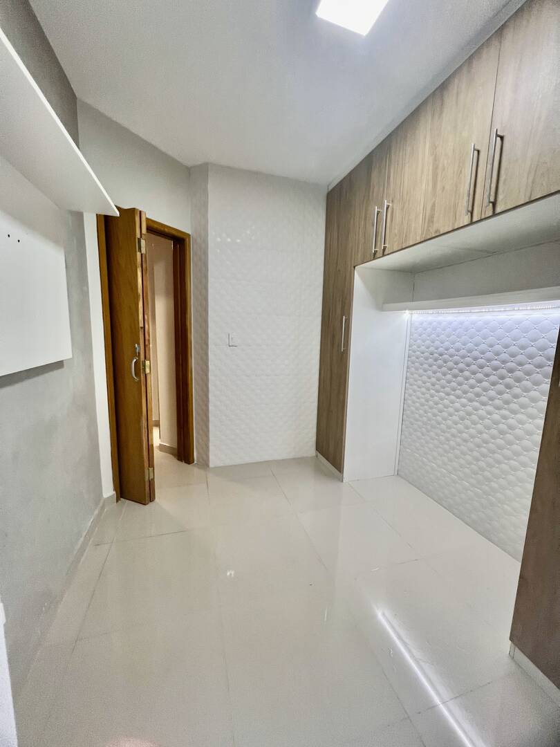 Apartamento à venda com 2 quartos, 57m² - Foto 27