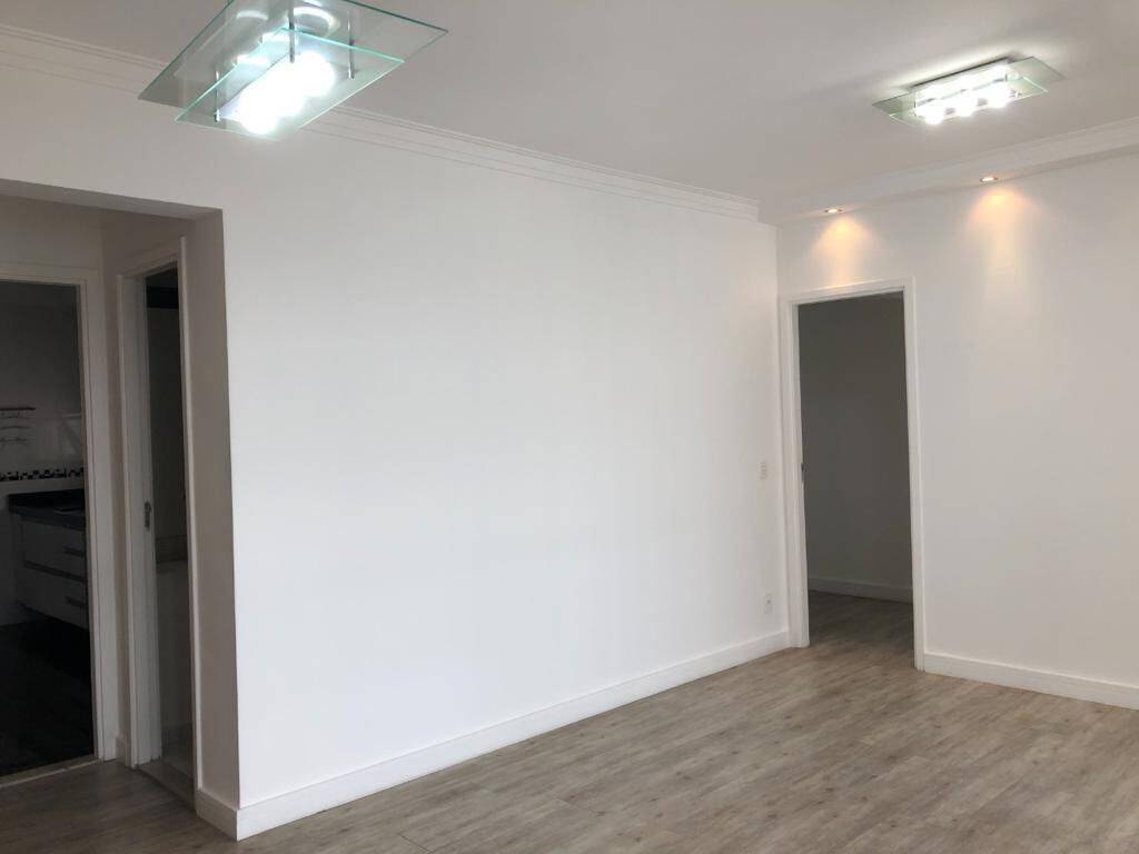 Apartamento à venda com 3 quartos, 107m² - Foto 10