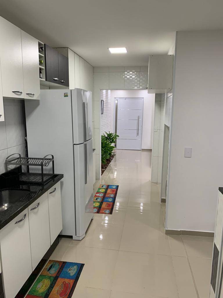 Sobrado à venda com 3 quartos, 130m² - Foto 4