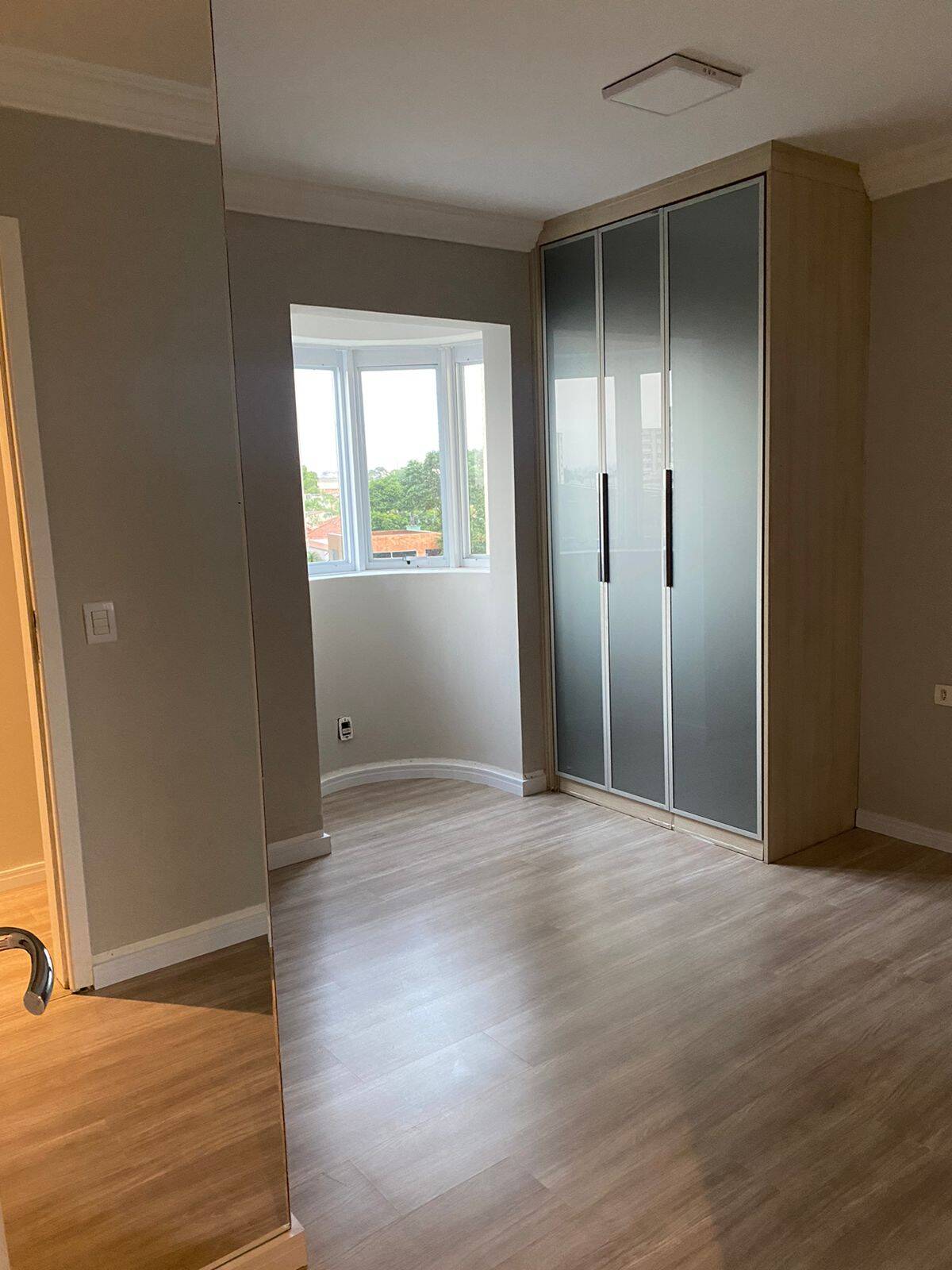 Apartamento à venda com 3 quartos, 110m² - Foto 12