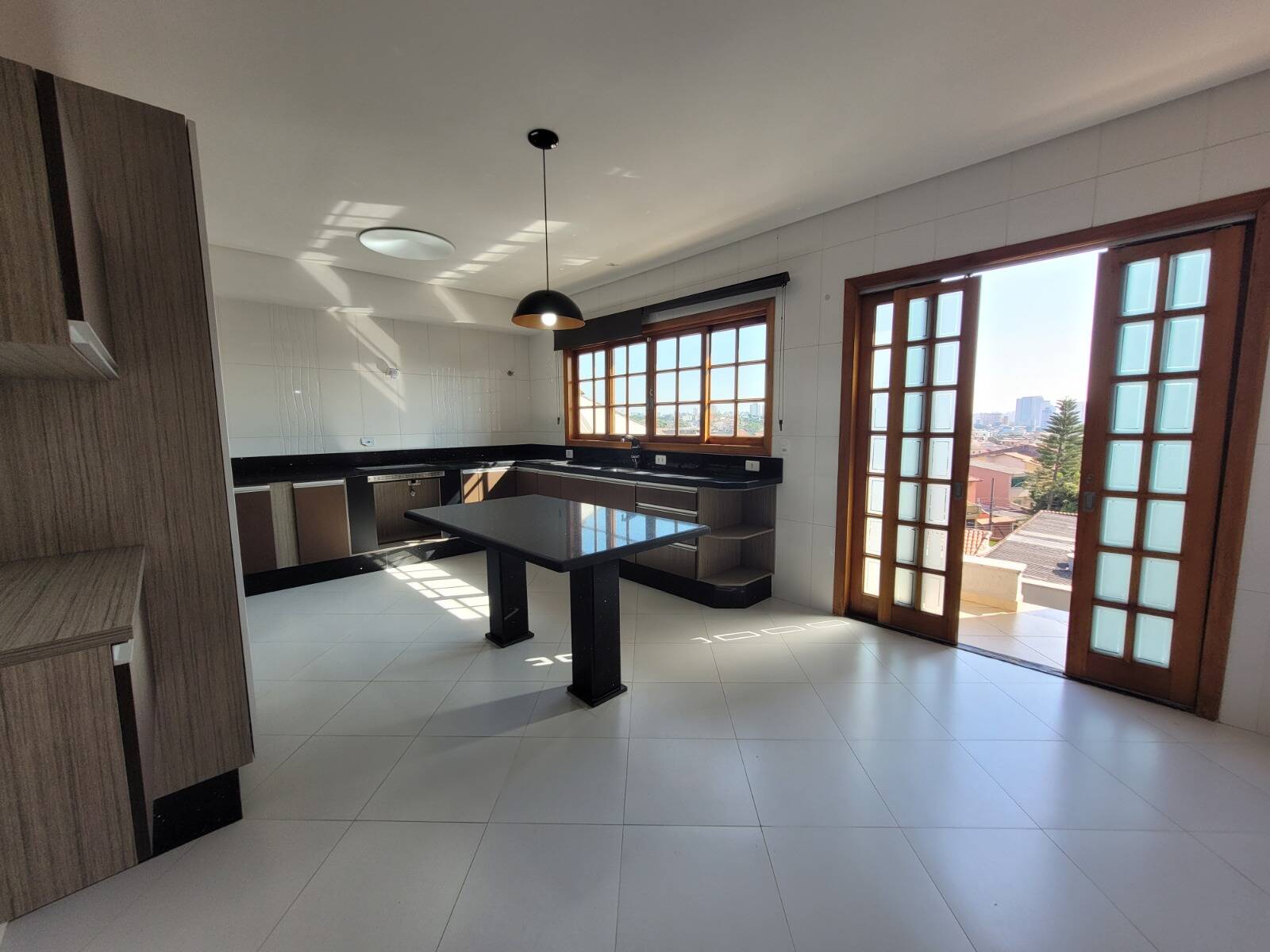 Sobrado à venda com 3 quartos, 235m² - Foto 3