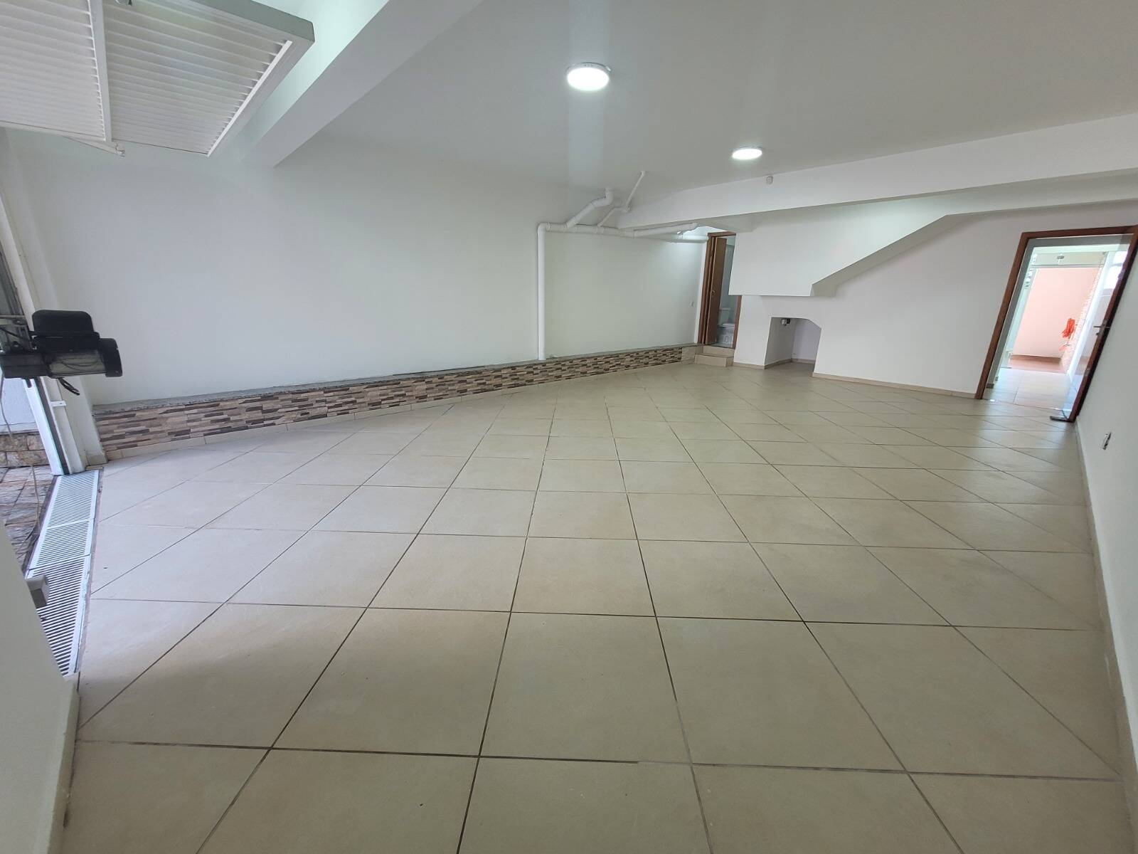 Sobrado à venda com 3 quartos, 235m² - Foto 29