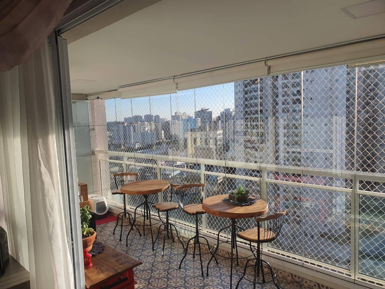 Apartamento à venda com 3 quartos, 130m² - Foto 1