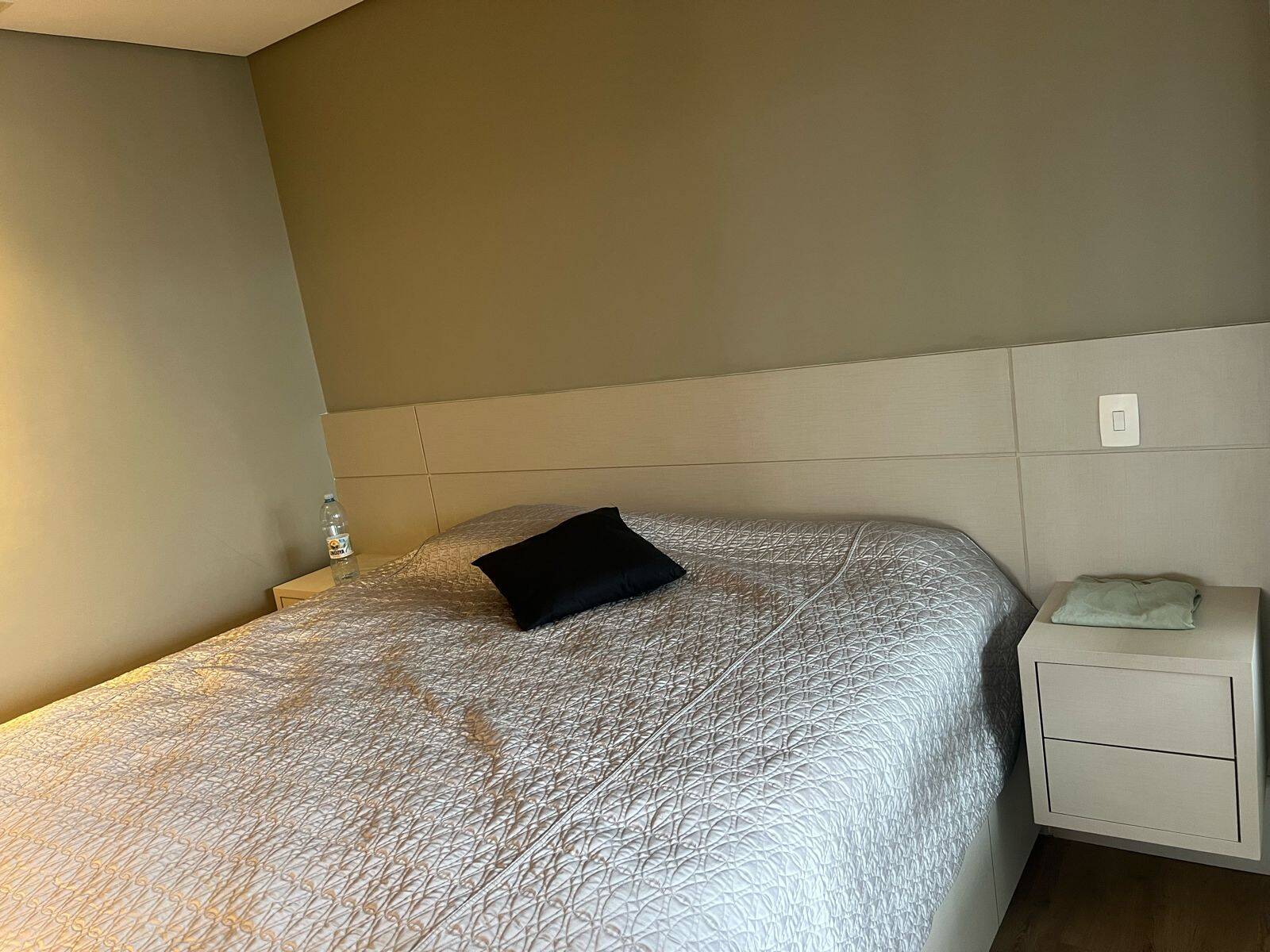 Apartamento à venda com 2 quartos, 60m² - Foto 15