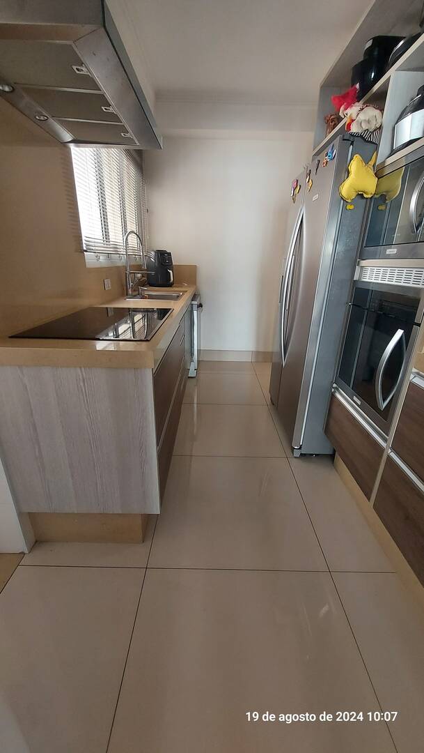 Apartamento à venda com 3 quartos, 123m² - Foto 16