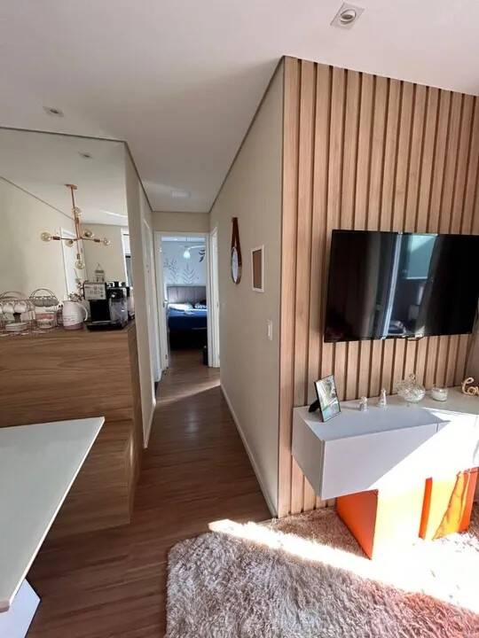 Apartamento à venda com 2 quartos, 45m² - Foto 2