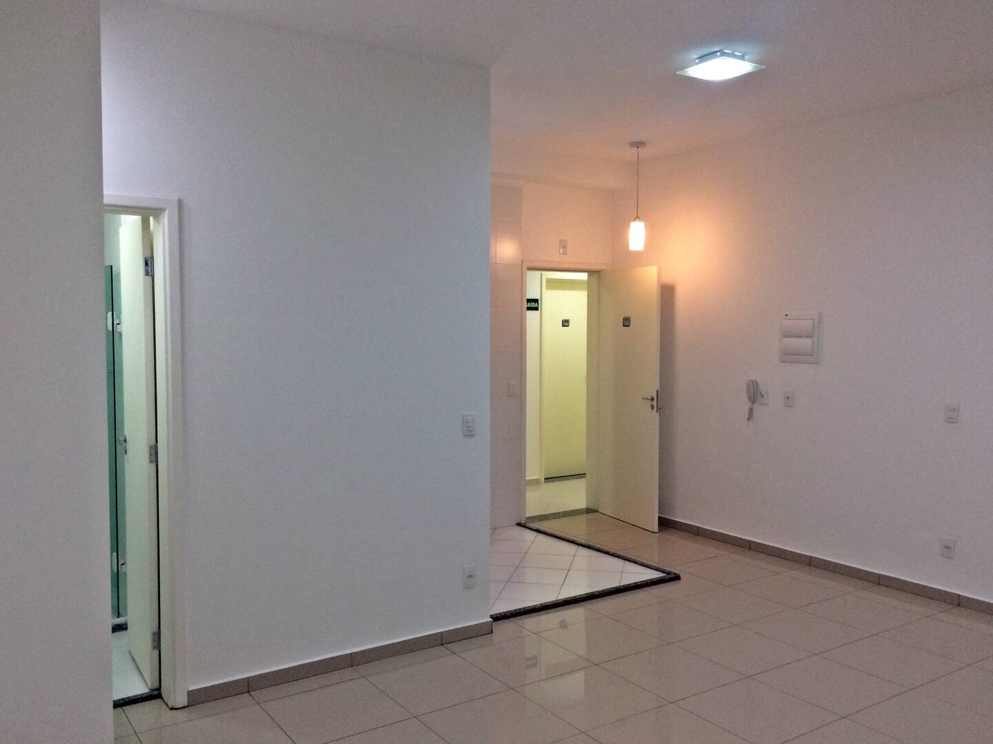 Apartamento à venda com 1 quarto, 42m² - Foto 5