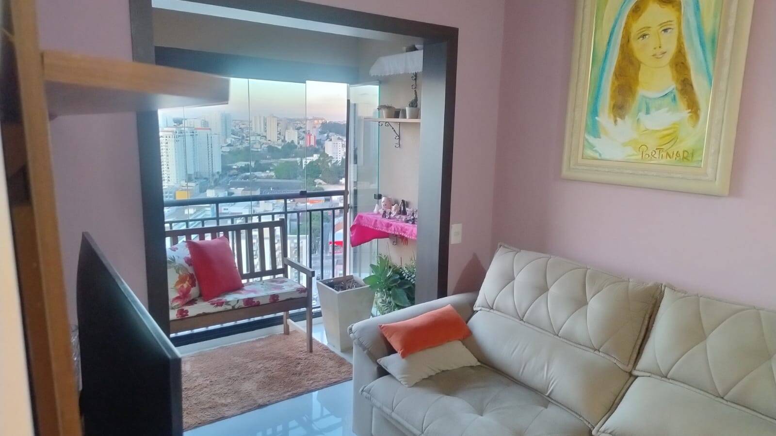 Apartamento à venda com 2 quartos, 62m² - Foto 1