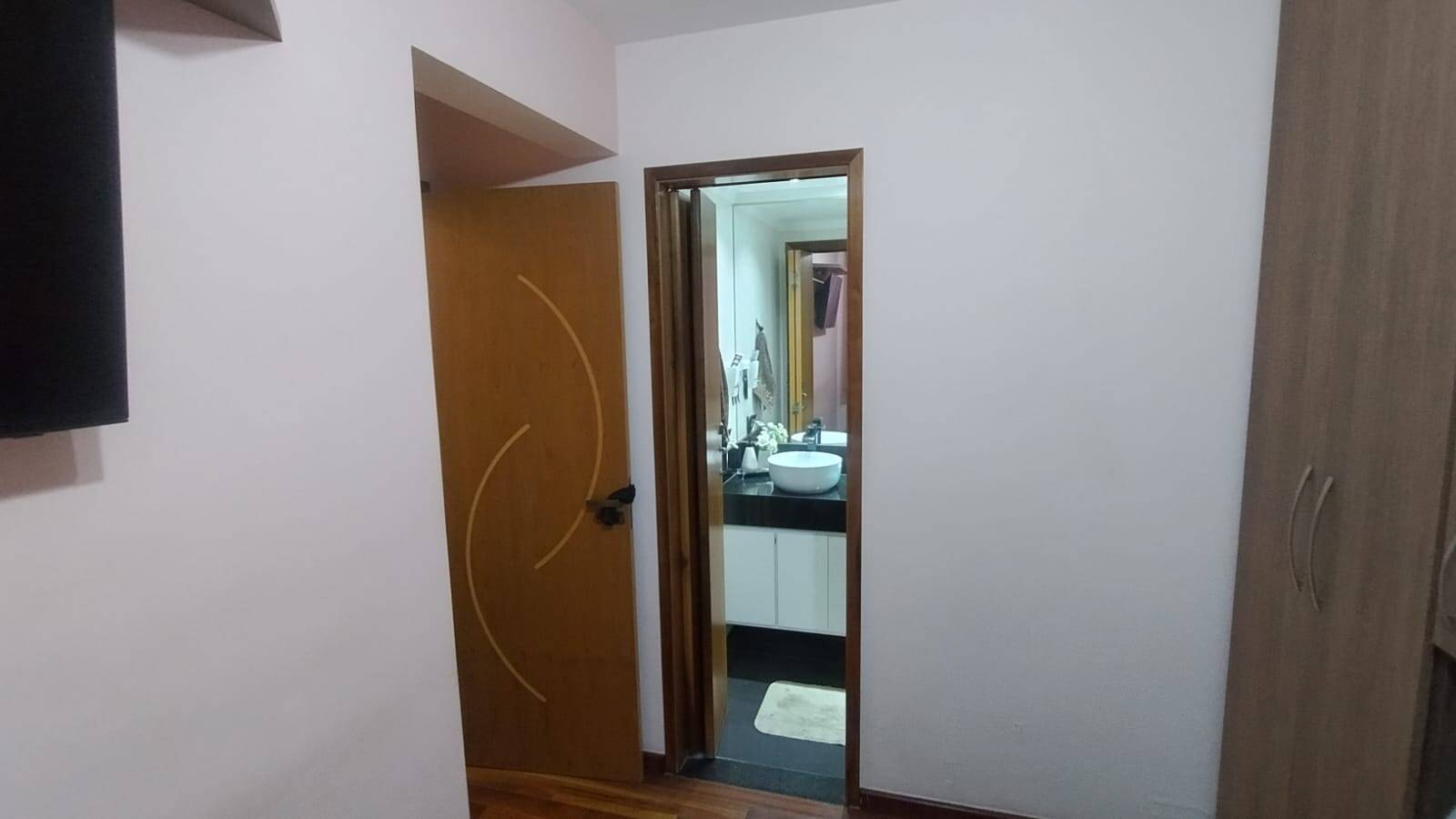 Apartamento à venda com 2 quartos, 62m² - Foto 9