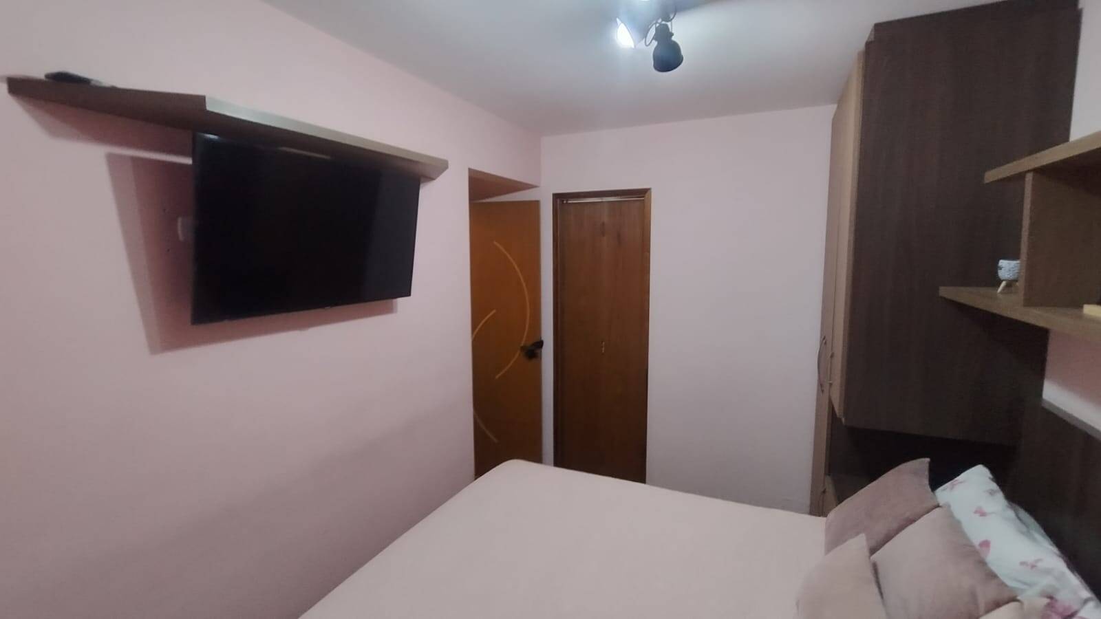 Apartamento à venda com 2 quartos, 62m² - Foto 11