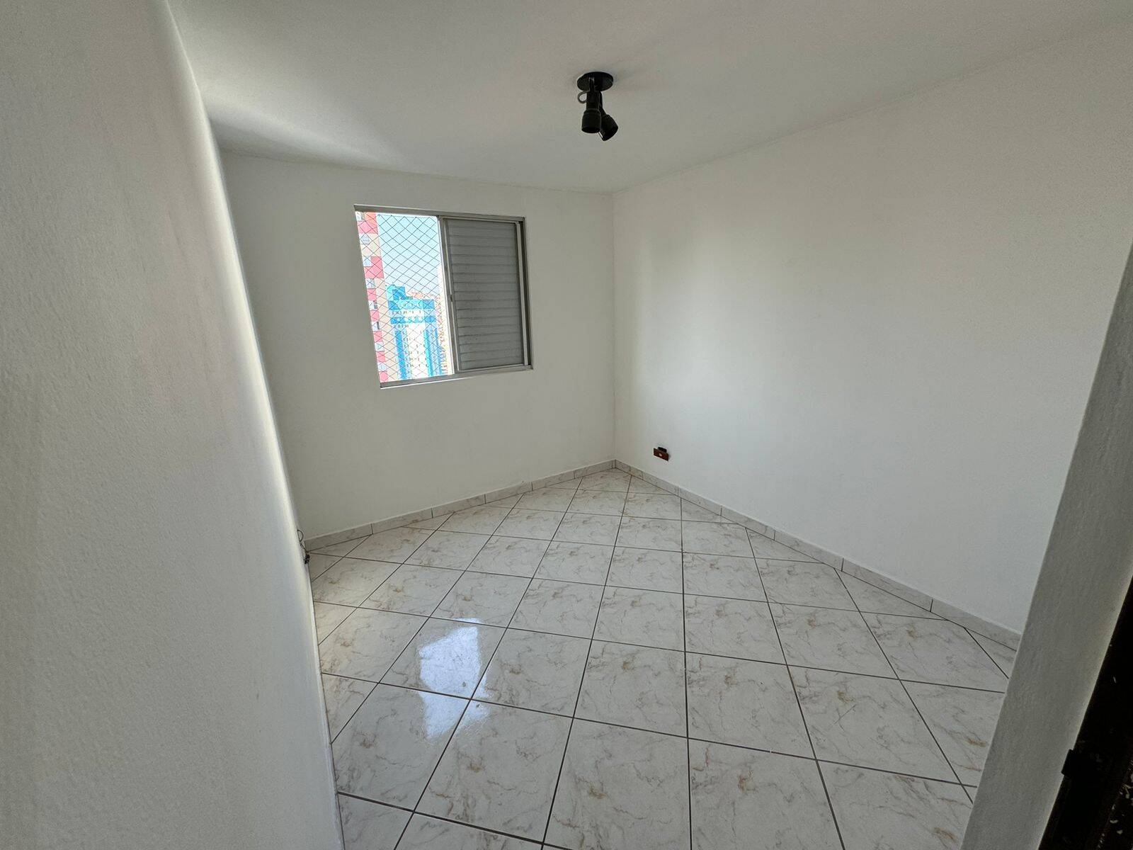 Apartamento à venda com 2 quartos, 50m² - Foto 5