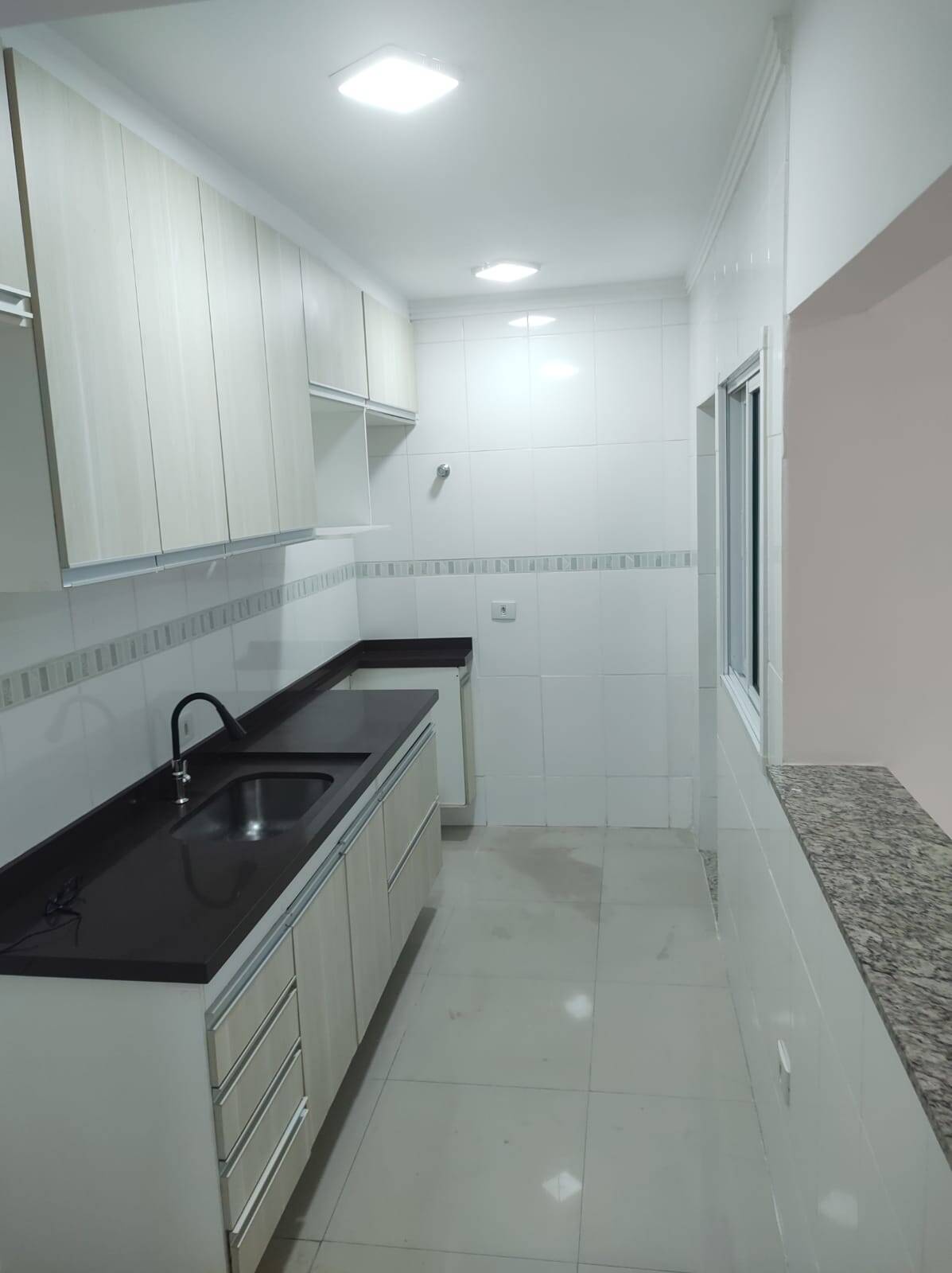 Apartamento à venda com 2 quartos, 47m² - Foto 3