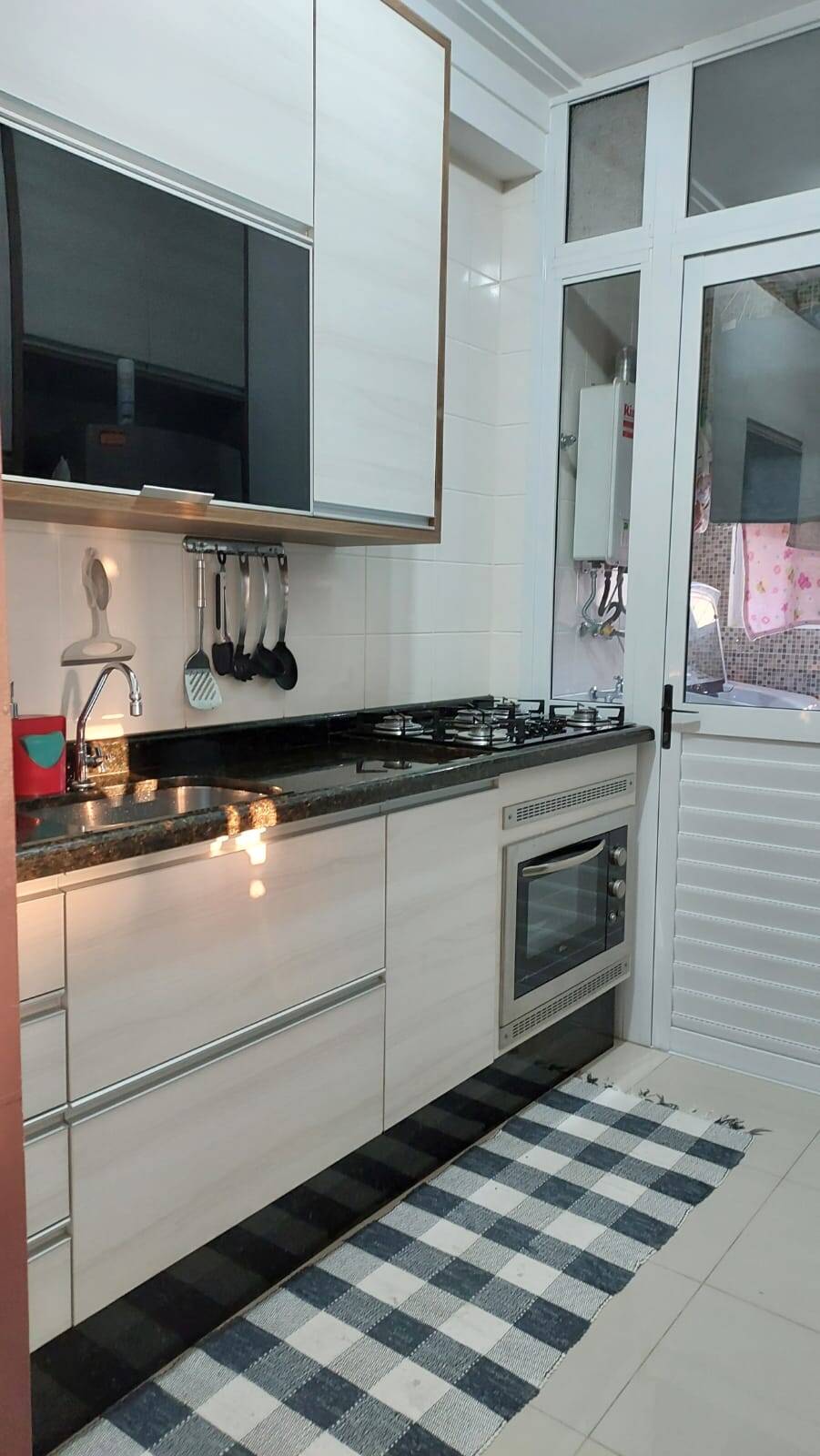 Apartamento à venda com 3 quartos, 67m² - Foto 4