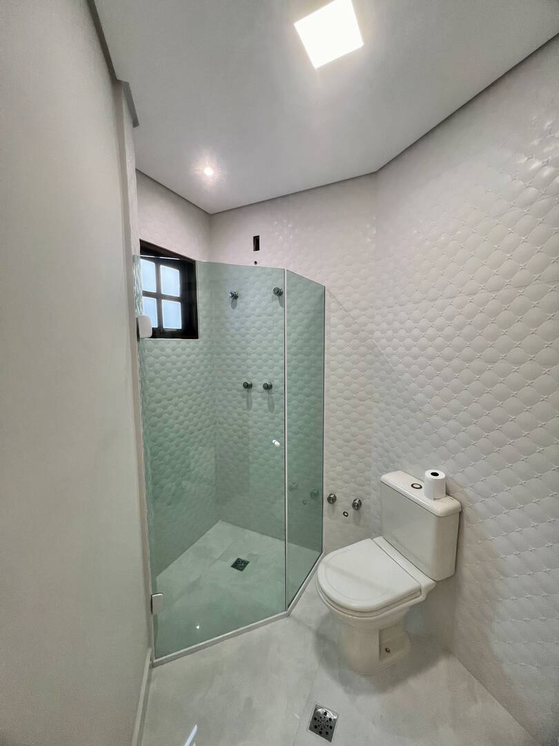 Casa à venda com 3 quartos, 210m² - Foto 10