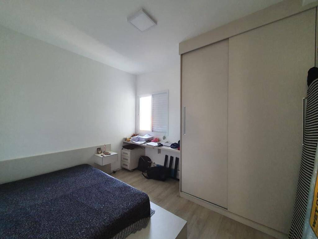 Apartamento à venda com 2 quartos, 64m² - Foto 14