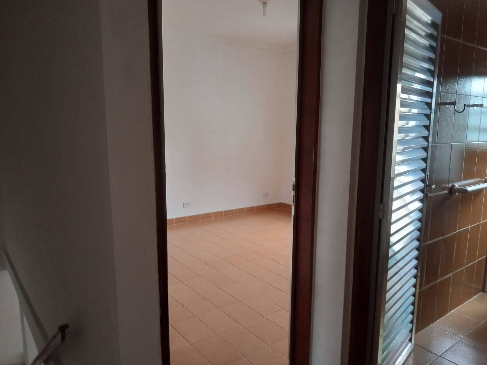 Casa à venda com 2 quartos, 150m² - Foto 10