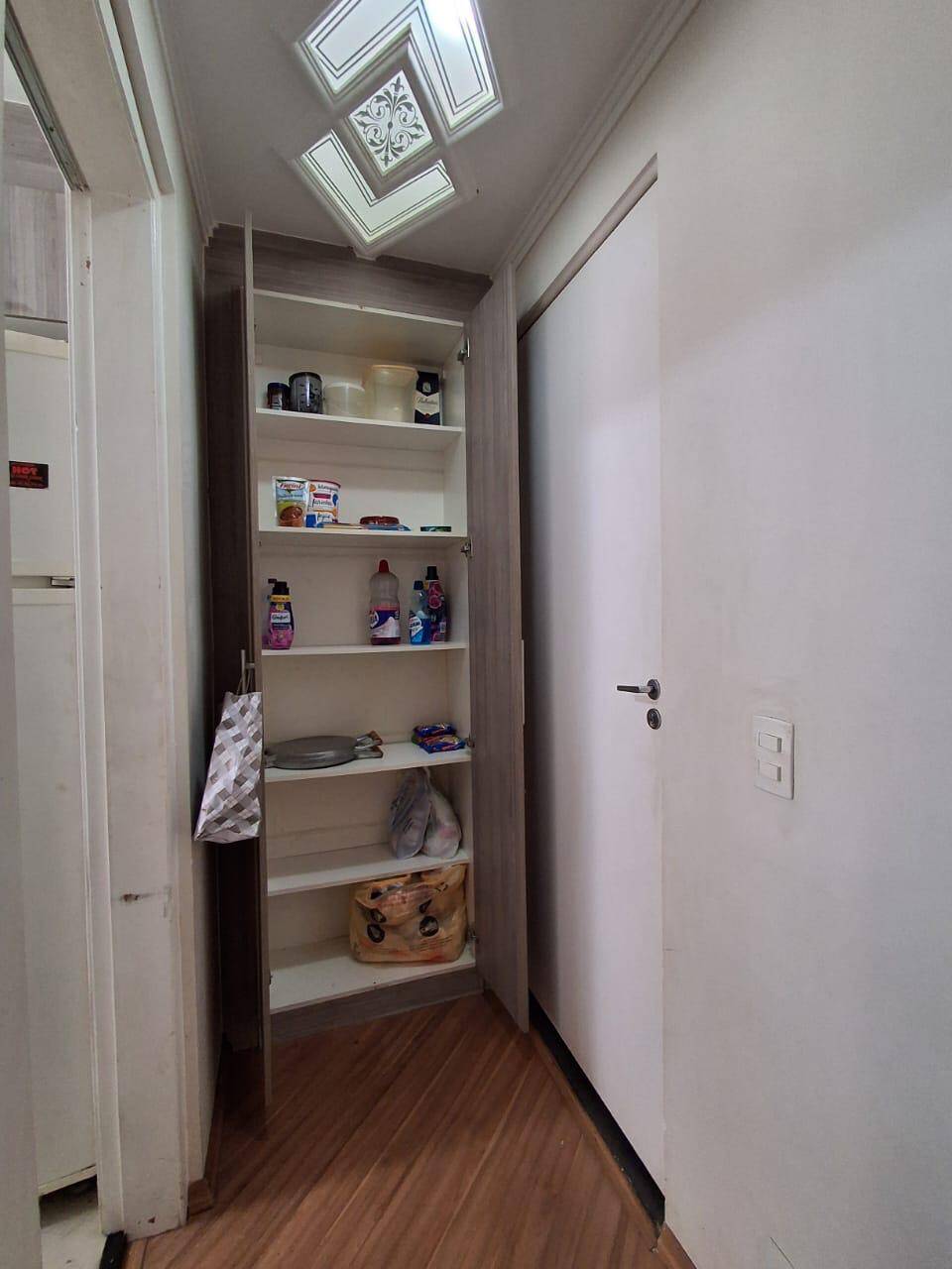 Apartamento à venda com 2 quartos, 50m² - Foto 18