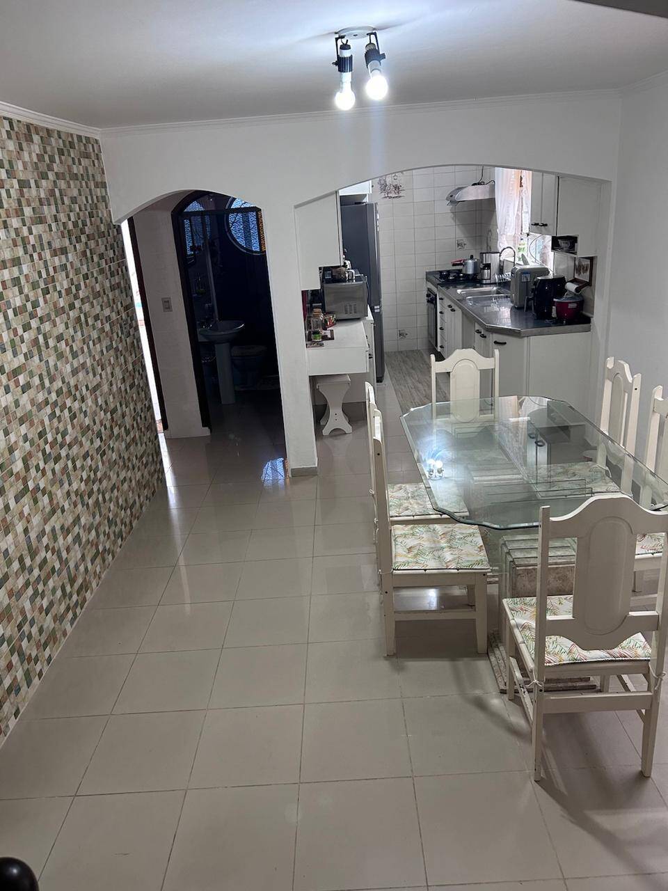 Casa à venda com 4 quartos, 250m² - Foto 33