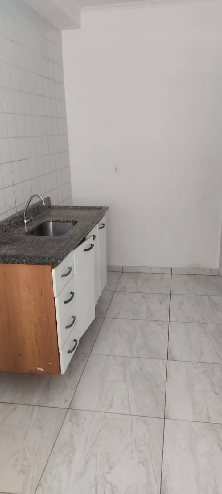 Apartamento à venda com 2 quartos, 45m² - Foto 3