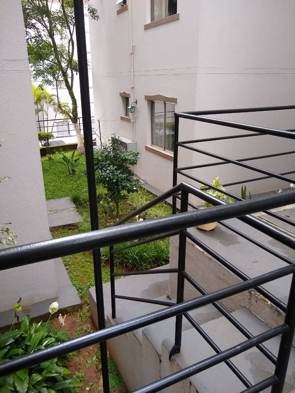 Apartamento à venda com 2 quartos, 50m² - Foto 2