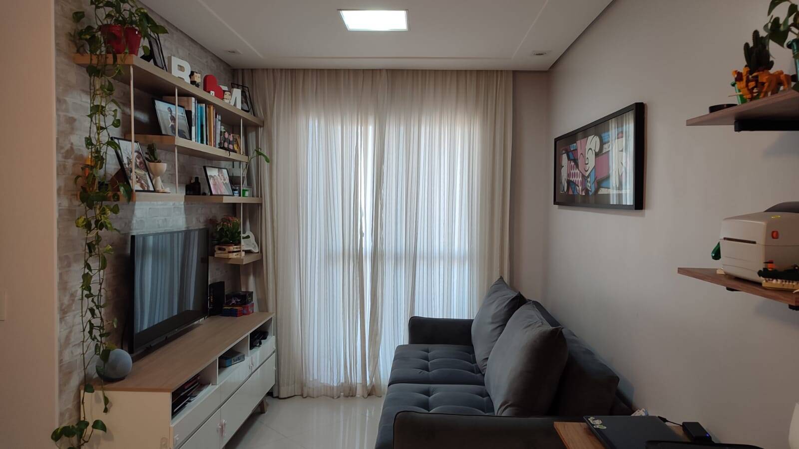 Apartamento à venda com 2 quartos, 58m² - Foto 1