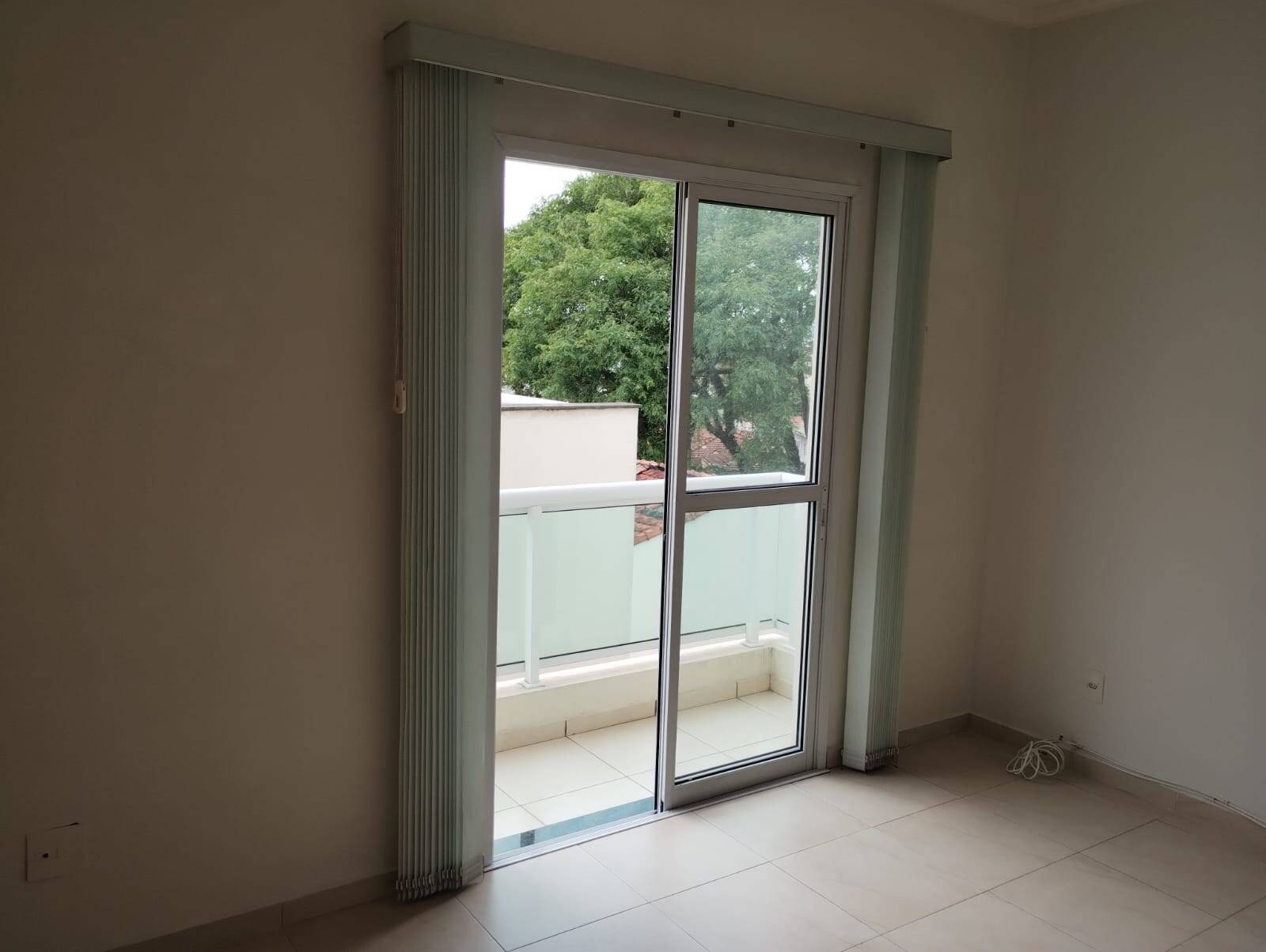 Apartamento à venda com 1 quarto, 50m² - Foto 2