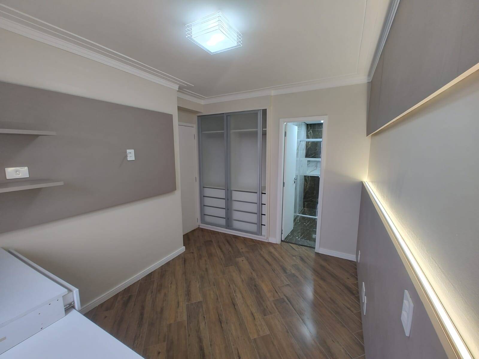 Apartamento à venda com 3 quartos, 83m² - Foto 78