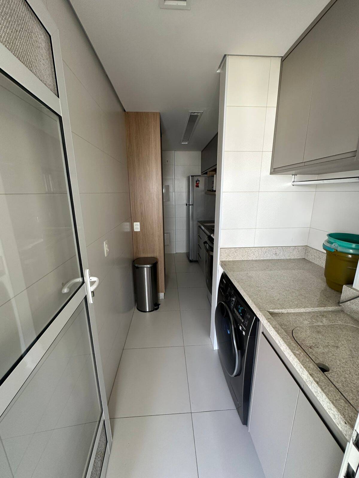 Apartamento à venda com 3 quartos, 95m² - Foto 5