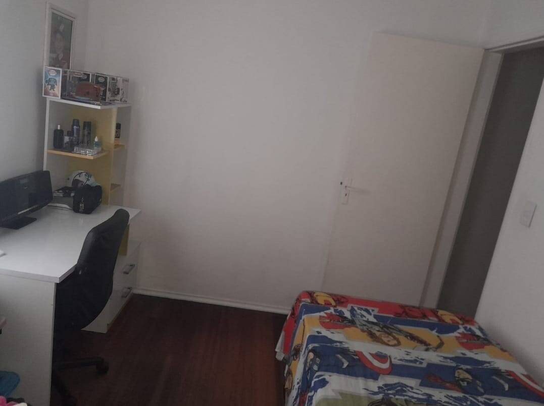 Apartamento à venda com 2 quartos, 64m² - Foto 11