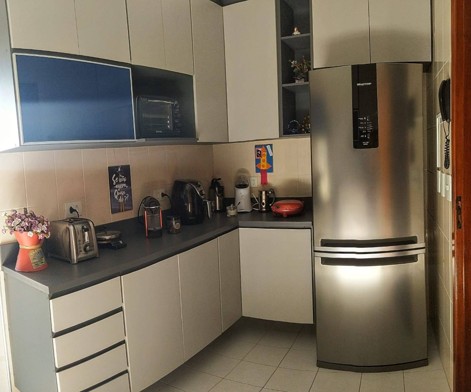 Apartamento à venda com 2 quartos, 74m² - Foto 1