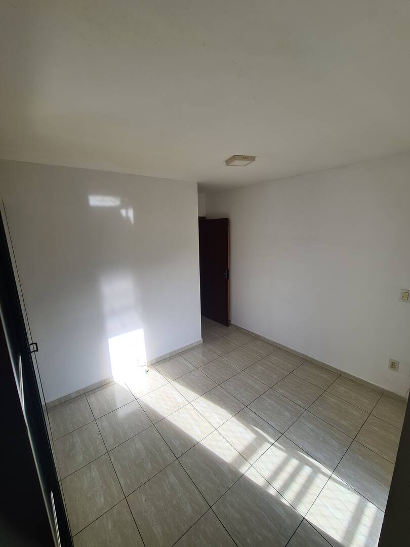 Apartamento à venda com 2 quartos, 54m² - Foto 2