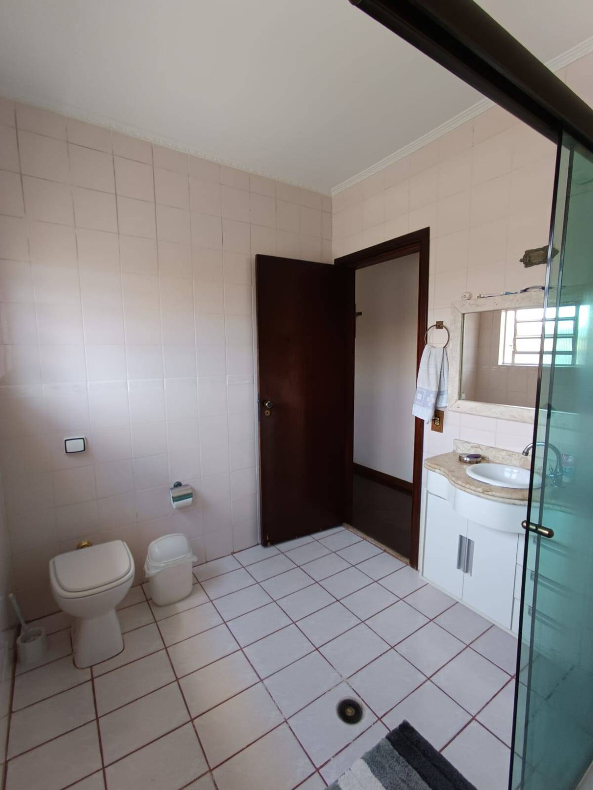 Casa à venda com 4 quartos, 230m² - Foto 15