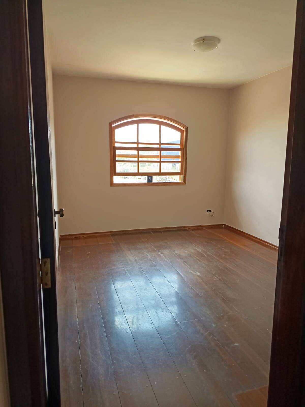 Casa à venda com 4 quartos, 230m² - Foto 14