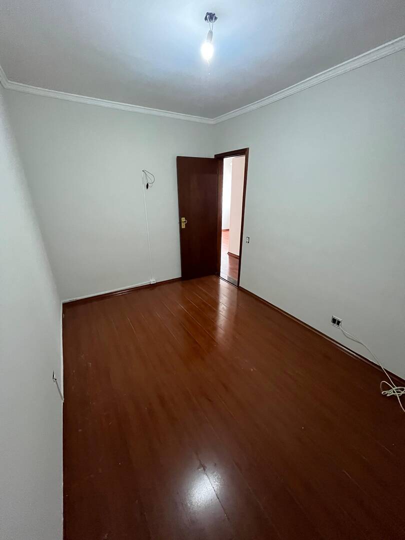 Apartamento à venda com 2 quartos, 60m² - Foto 4