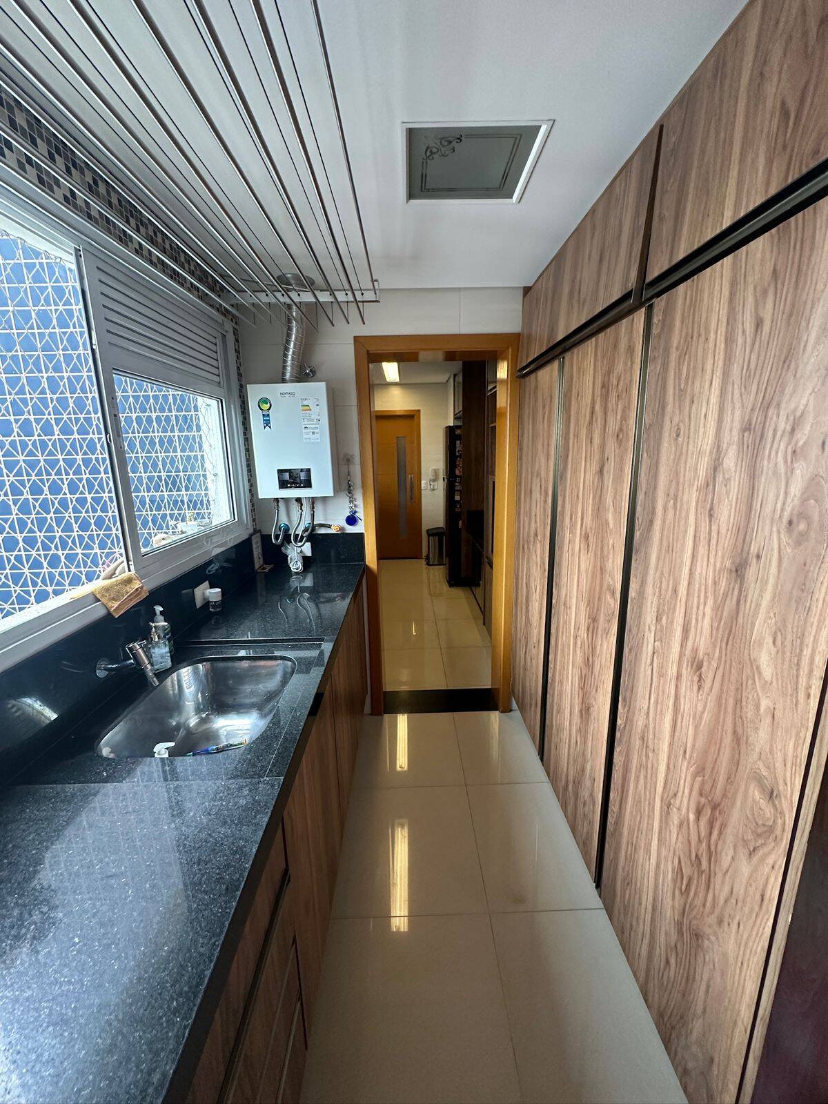 Apartamento à venda com 3 quartos, 126m² - Foto 4