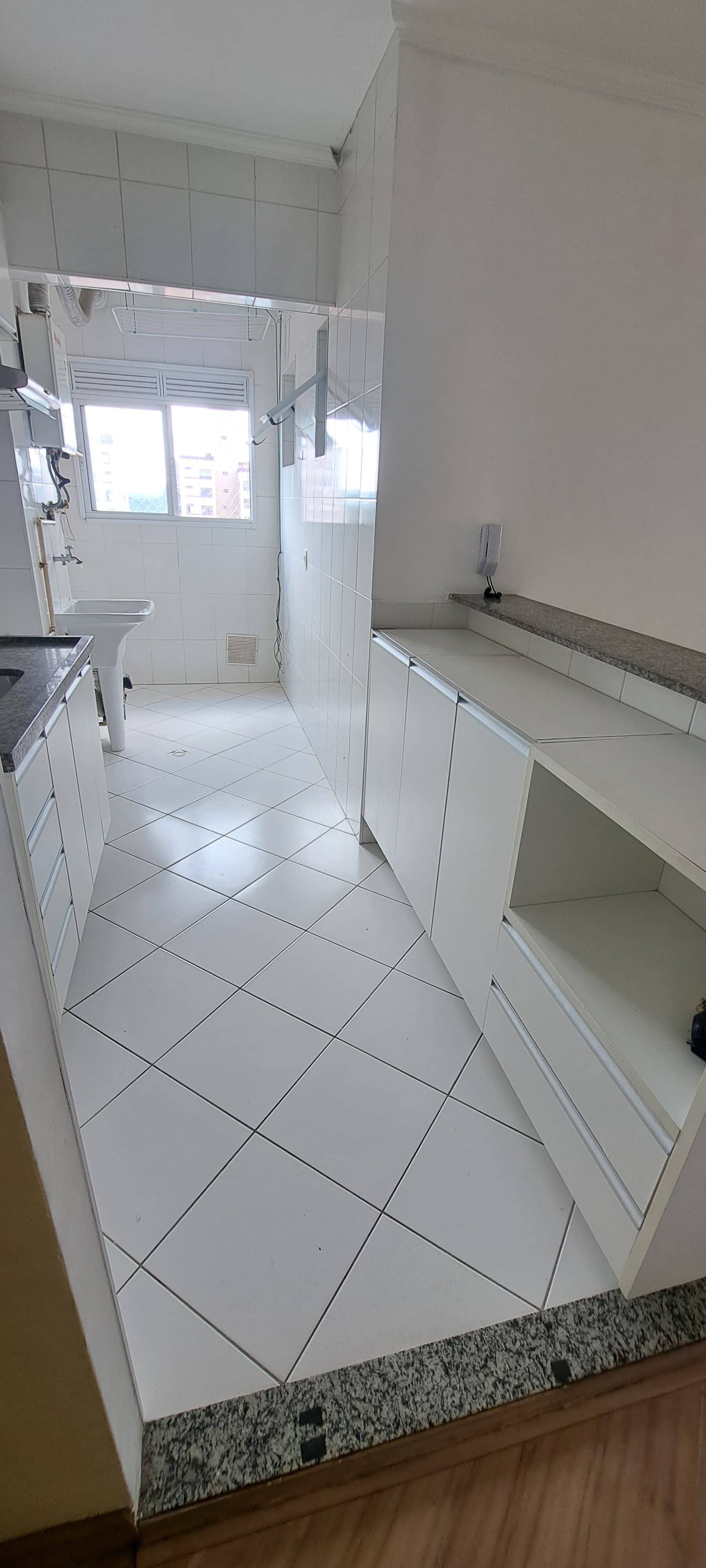 Apartamento à venda com 2 quartos, 58m² - Foto 11