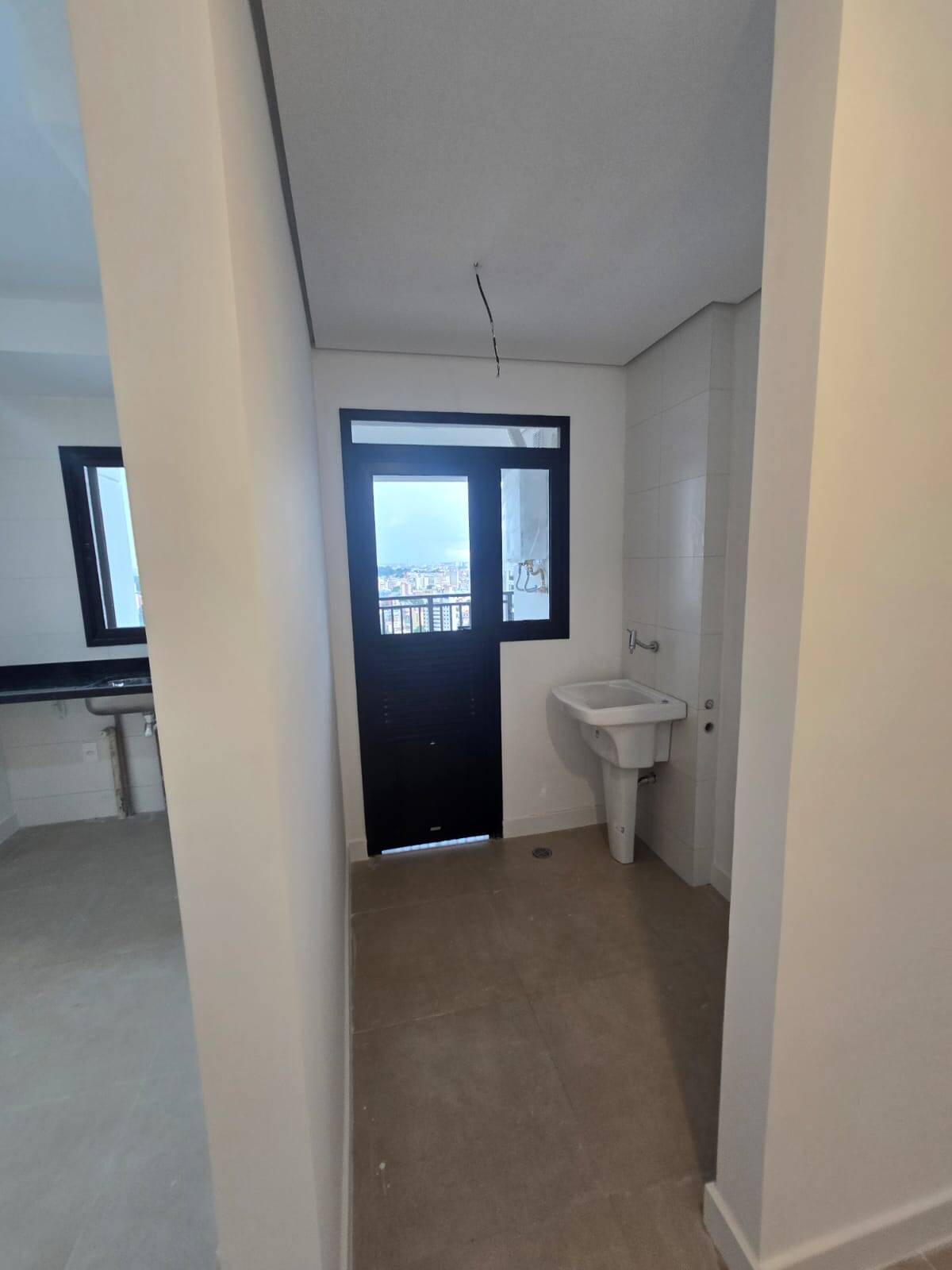 Apartamento à venda com 3 quartos, 95m² - Foto 11