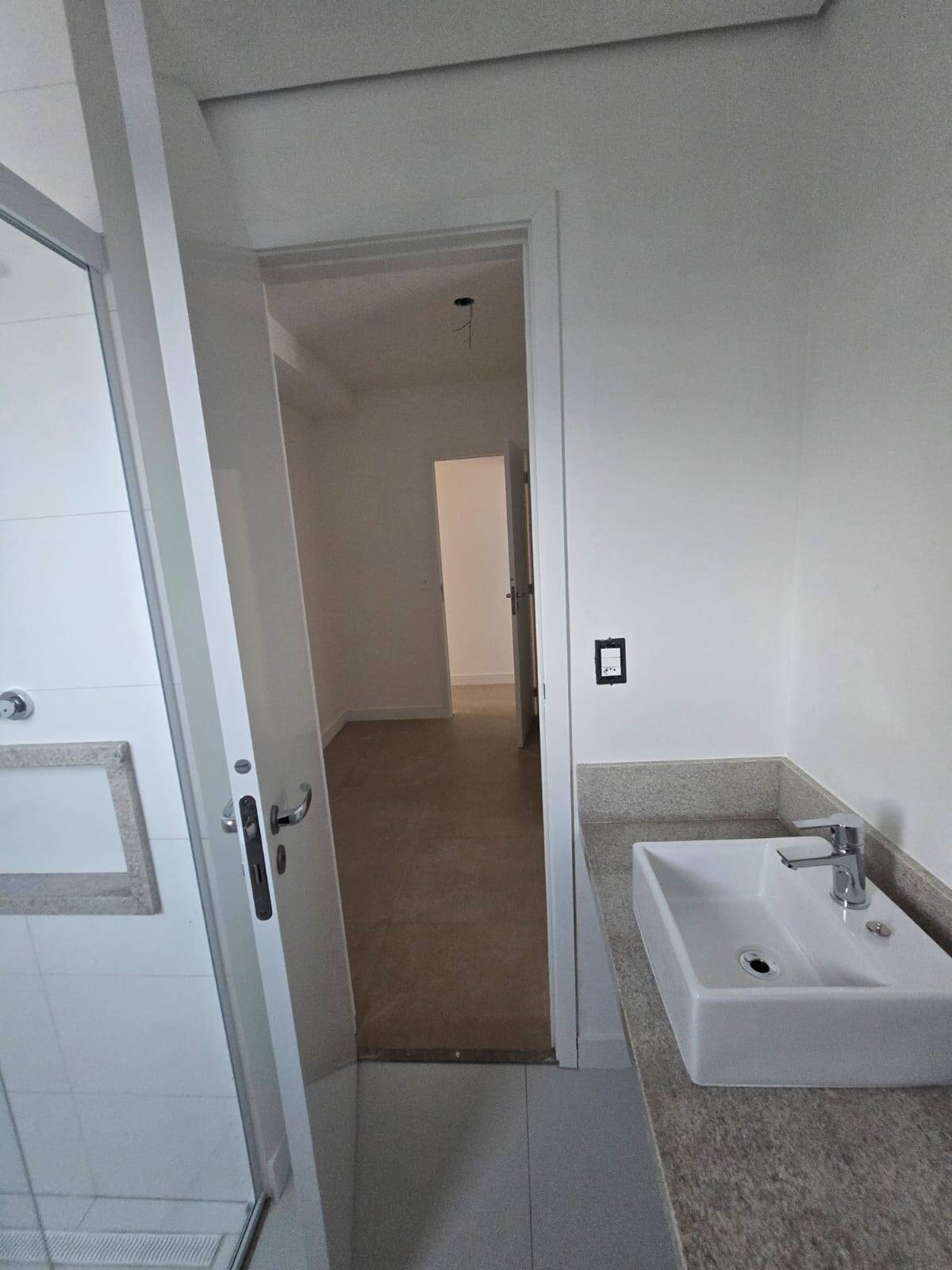 Apartamento à venda com 3 quartos, 95m² - Foto 23