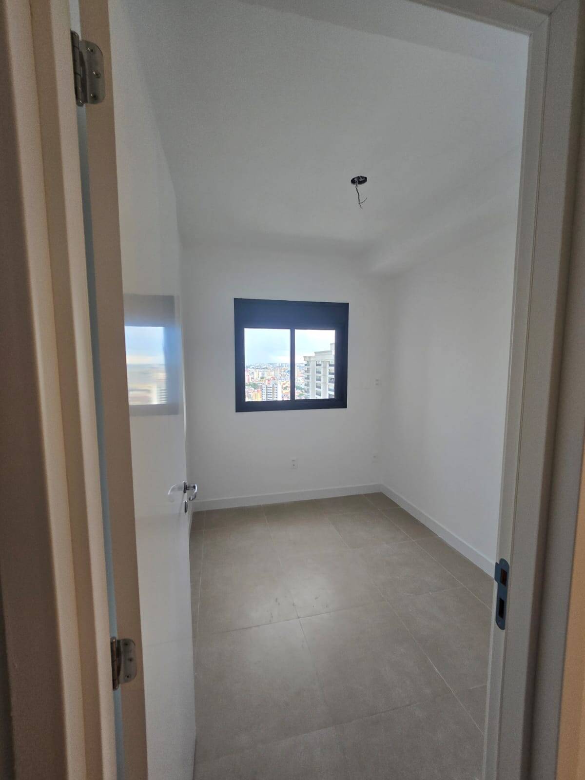 Apartamento à venda com 3 quartos, 95m² - Foto 26